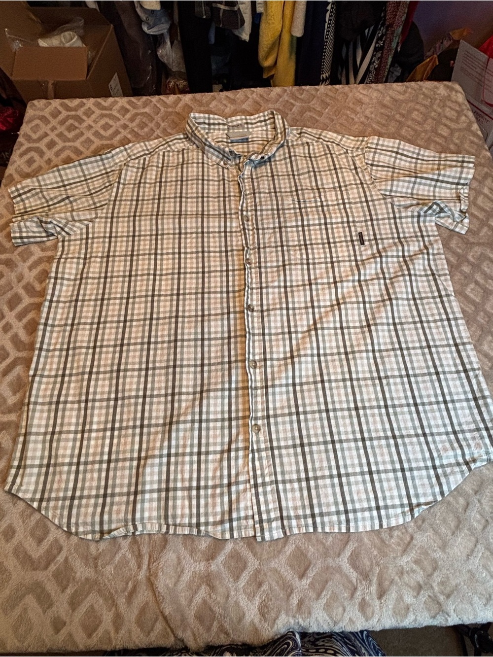Columbia Men's Short-Sleeve Plaid Button-Down Shirt - White & Gray